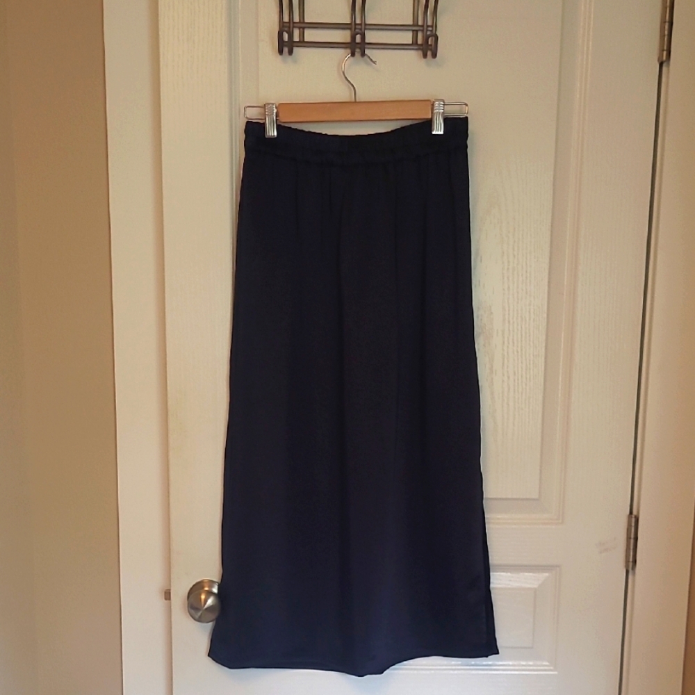 NWT Gap Satin Midi Skirt Navy STall